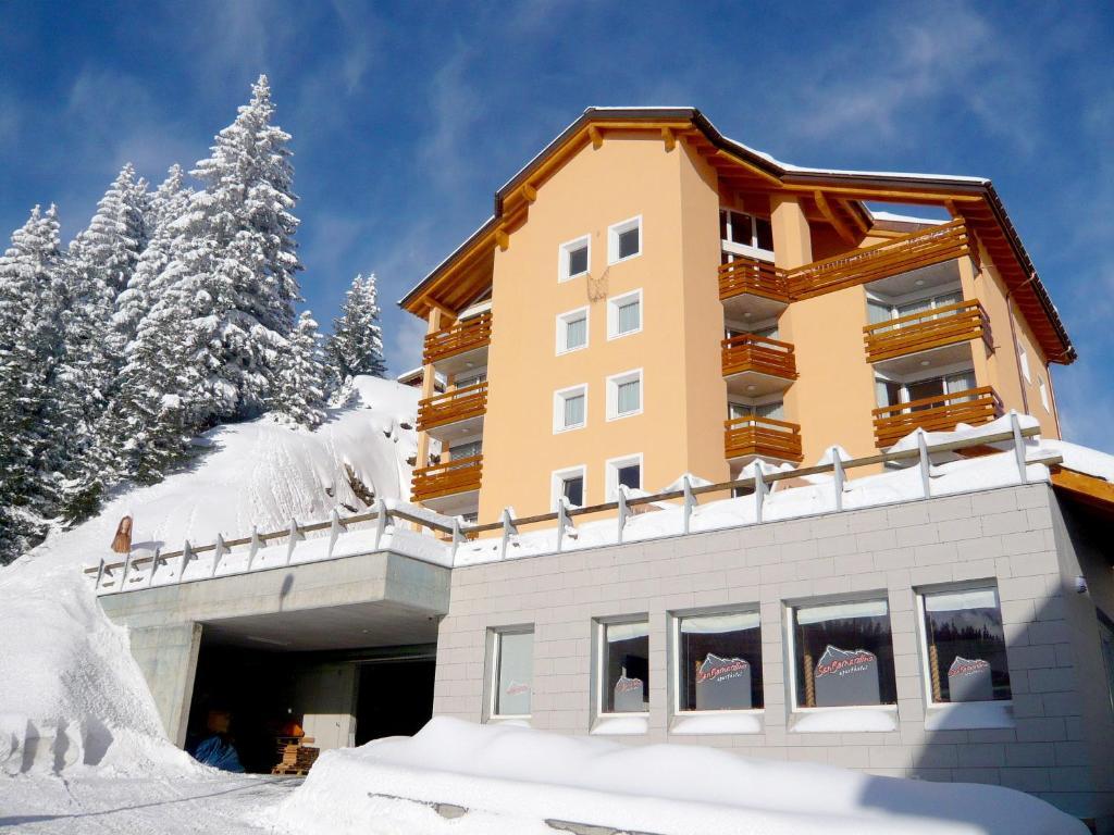 Hotel-Aparthotel سان برناردينو المظهر الخارجي الصورة